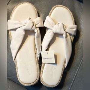Universal Thread Shoes Dena Knotted Espadrille Sandals Off White memory foam
